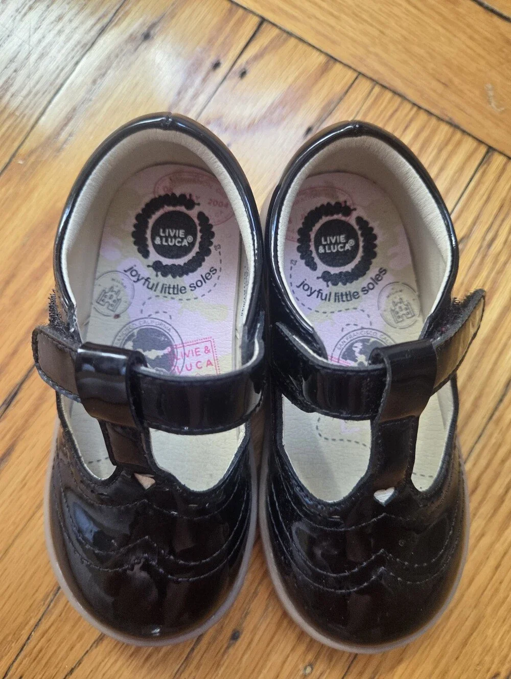 Livie & Luca AMICA T-Strap Mary Jane Heart Cutout Shoes- Size 7 Toddler Black